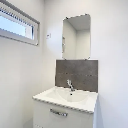 Grand T2 Tout Confort Jardin Proche Gare Wifi Apartment